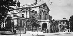 Cheltenham, Town Hall - Great Western Railway