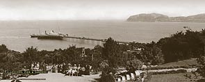 Llandudno, Pier & Gardens - London Midland & Scottish Railway